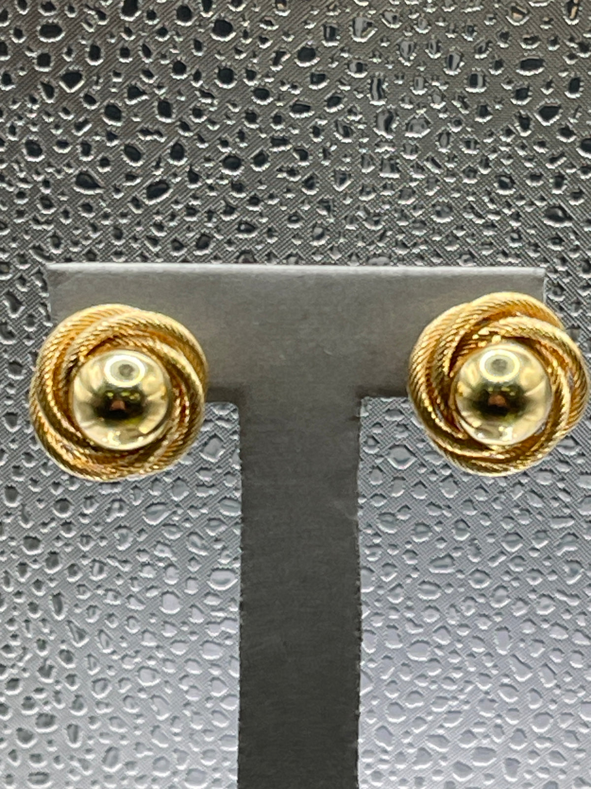 Ladies 14 Karat Solid Yellow Gold Earrings