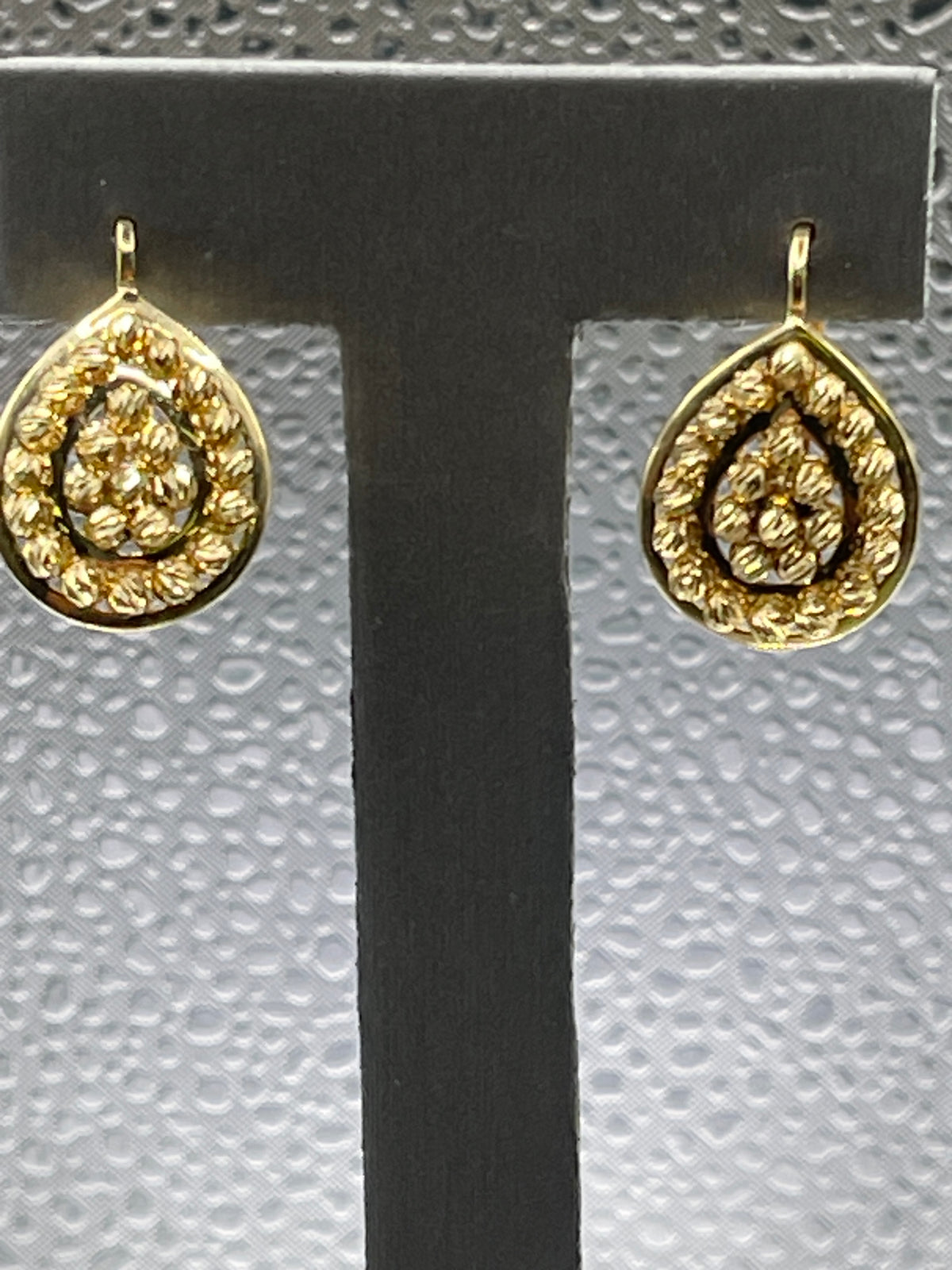 Ladies 14 Karat Solid Yellow Gold Di-Cut Earrings