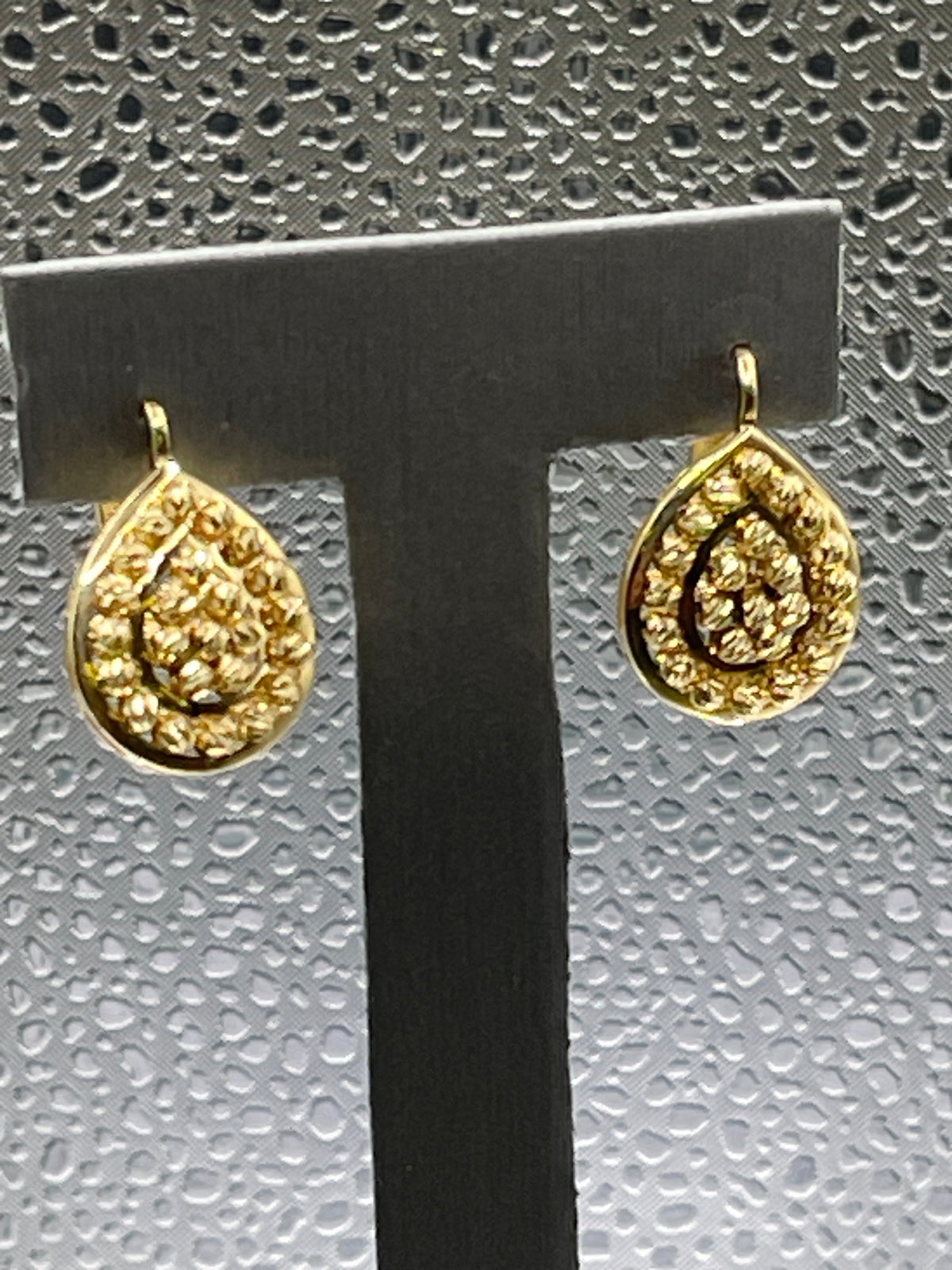 Ladies 14 Karat Solid Yellow Gold Di-Cut Earrings