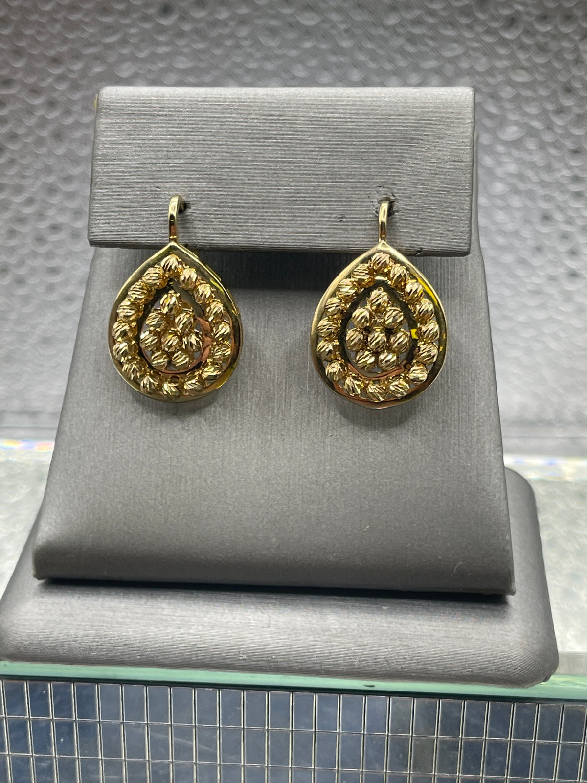 Ladies 14 Karat Solid Yellow Gold Di-Cut Earrings
