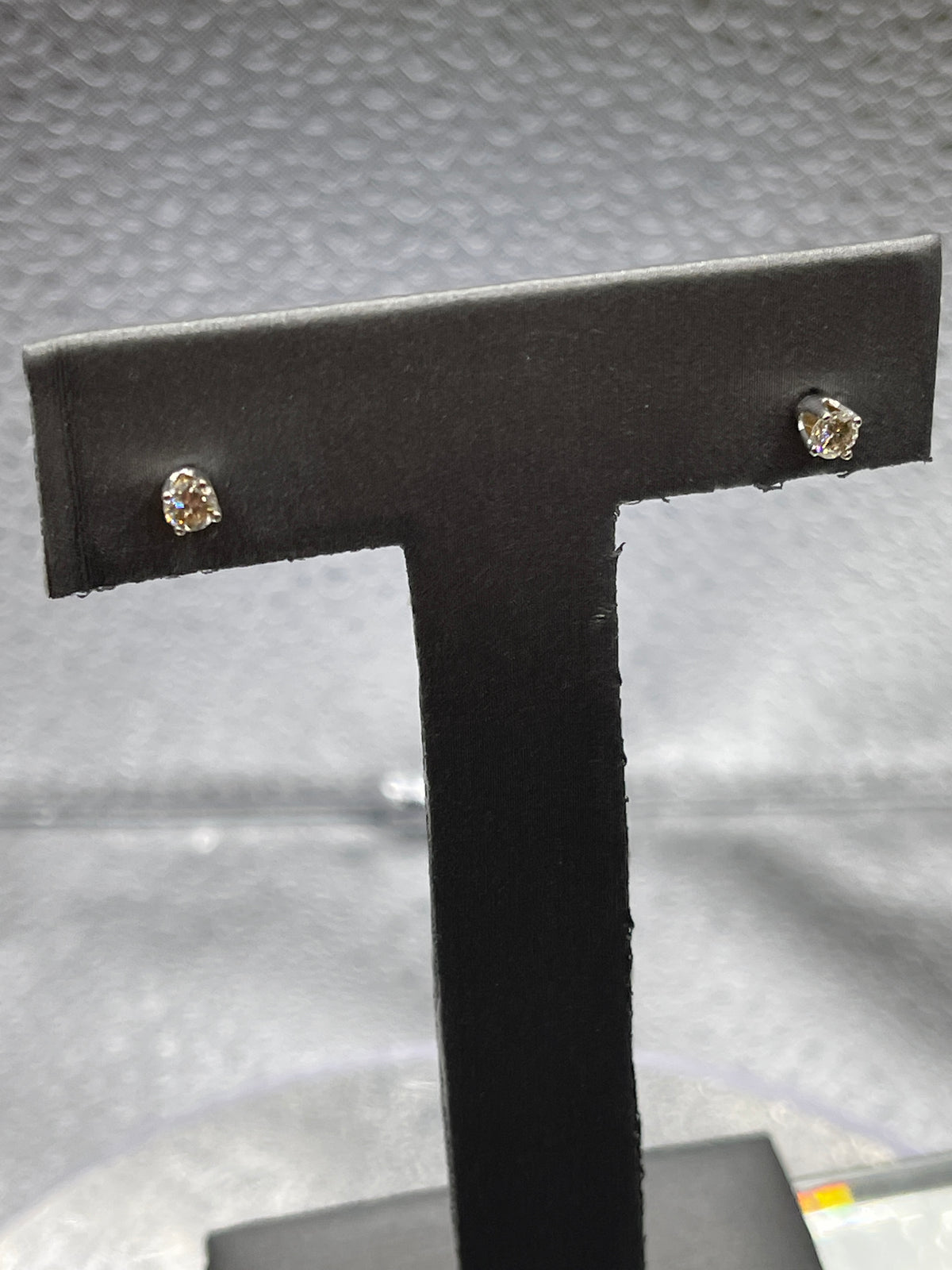 Ladies 14 Karat Solid White Gold Diamond Stud Earrings