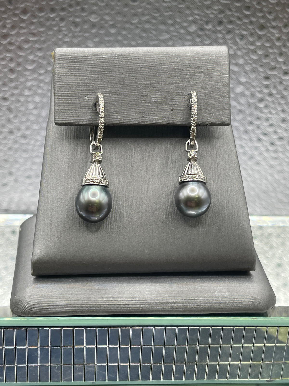 Ladies 18 Karat Solid White Gold Black Pearl and Diamond Dangling Earrings
