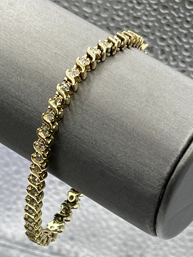 View eight of Ladies 14 Karat Solid Yellow Gold Diamond Tennis Bracelet