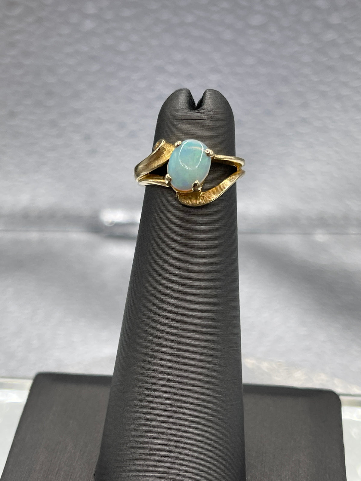 14KT Yellow Gold 1 Carat Oval Opal Ring - Philadelphia Gold & Silver Exchange