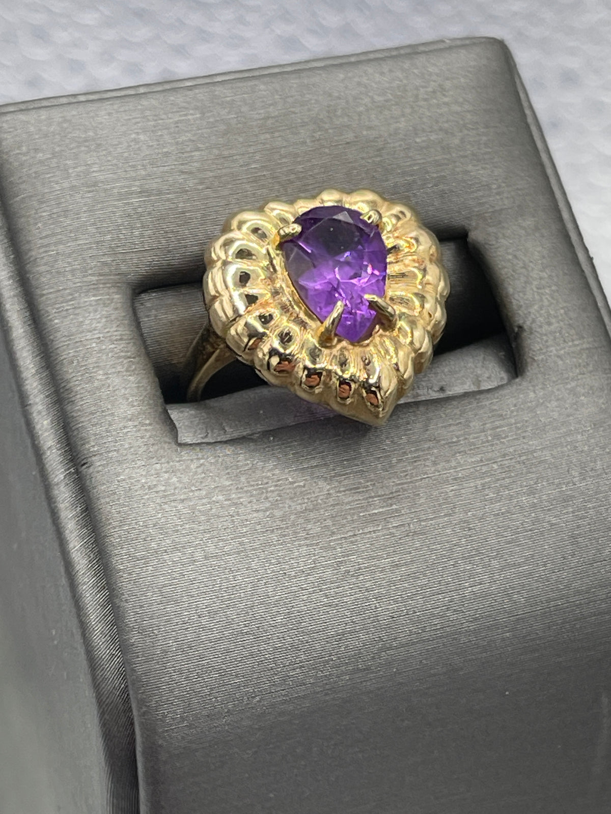 14 Karat Yellow Gold Amethyst Fluted Heart Ring - Philadelphia Gold & Silver Exchange