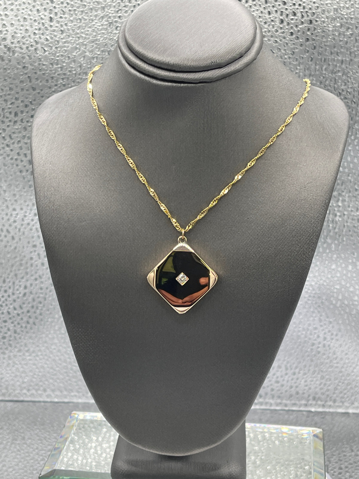 Ladies Antique 14 Karat Solid Yellow Gold and Diamond Locket Pendant