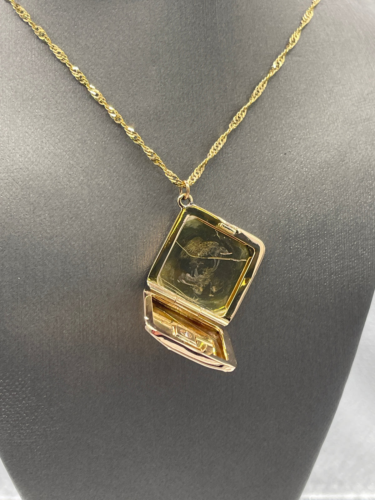 Ladies Antique 14 Karat Solid Yellow Gold and Diamond Locket Pendant
