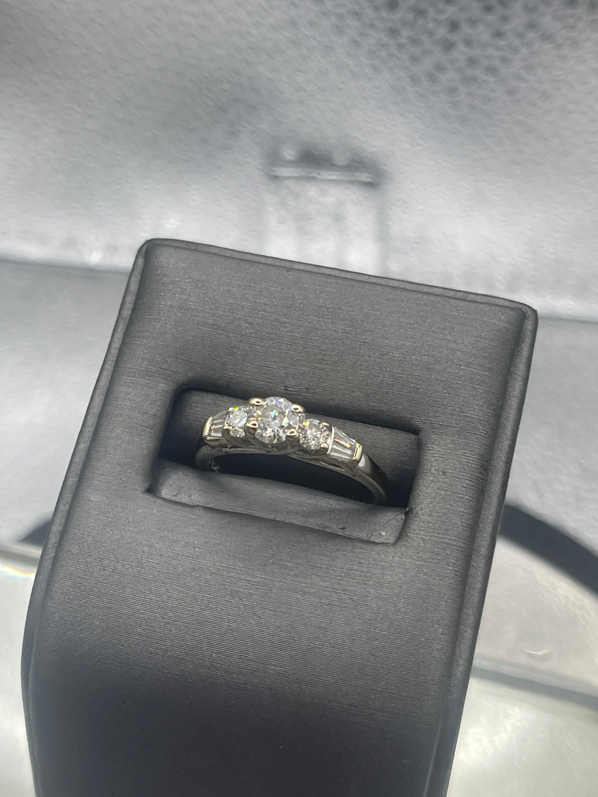 Ladies 18 Karat Solid White Gold Diamond Engagement Ring