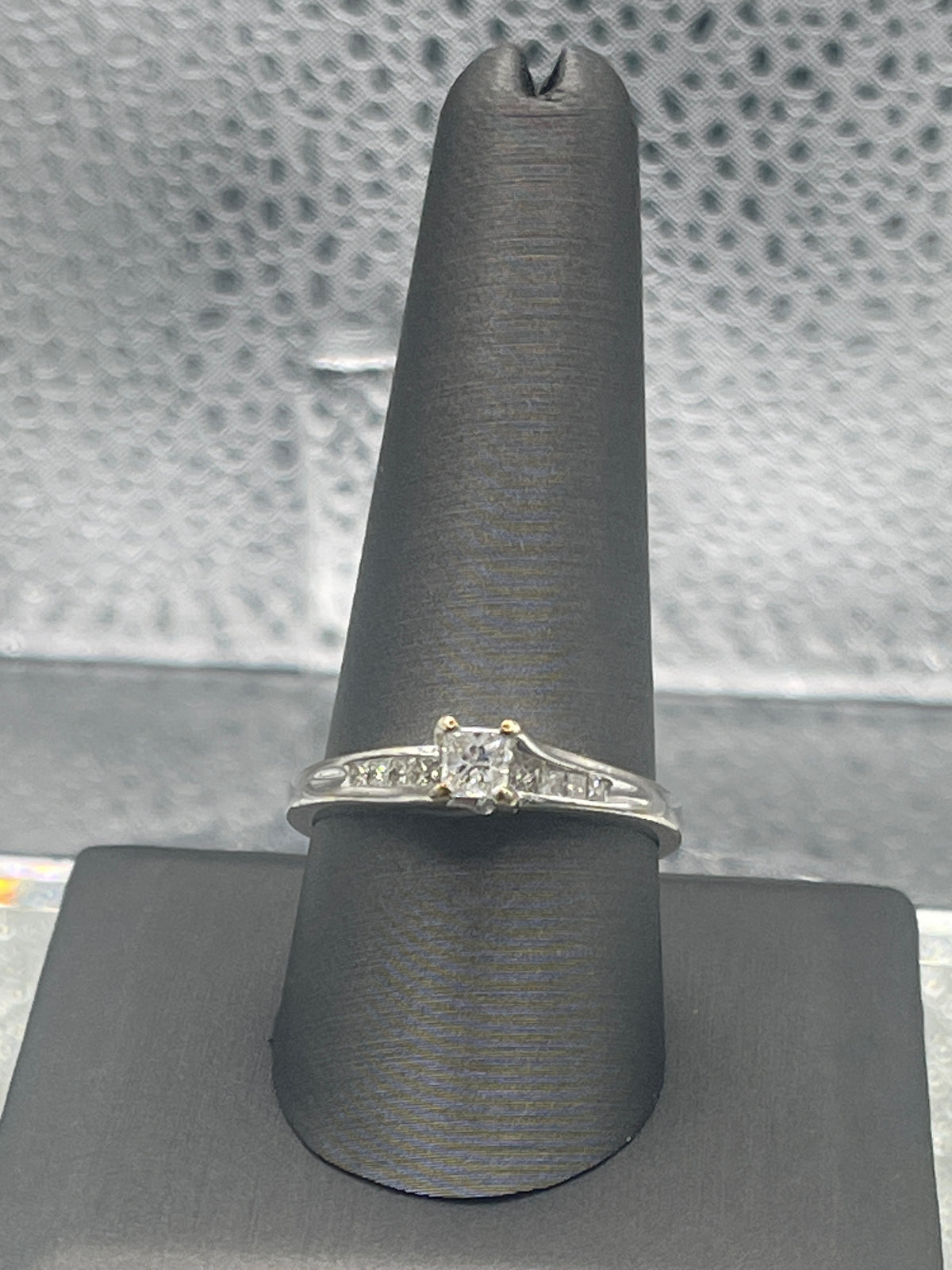 Ladies 14 Karat Solid White Gold Diamond Engagement Ring