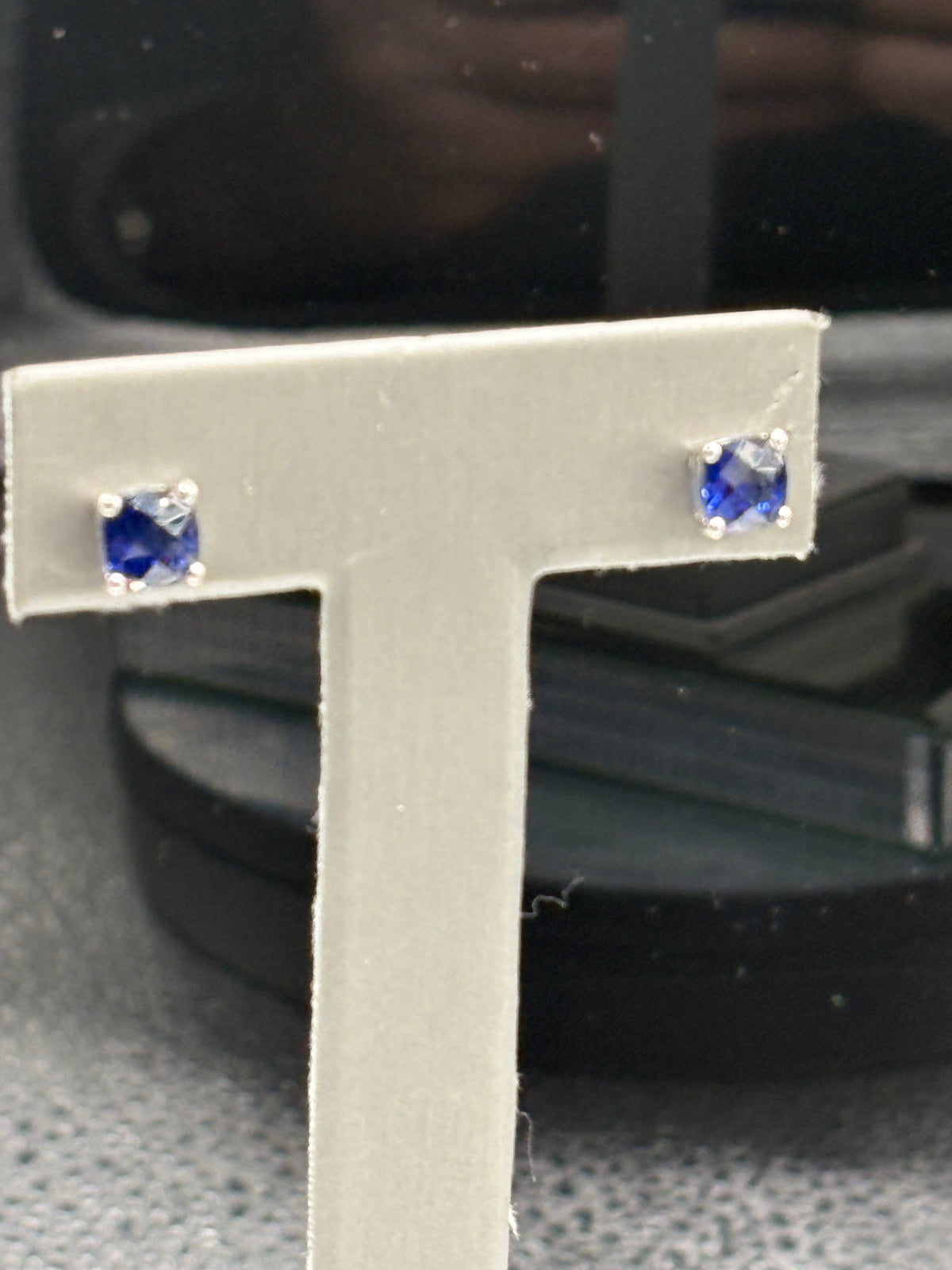 10kt solid white gold cushion cut sapphire with checkerboard design diamond stud earrings