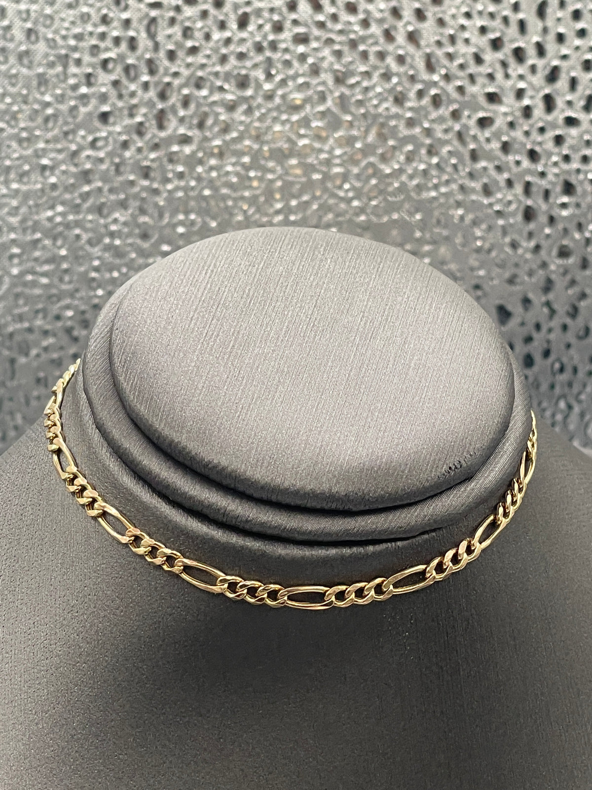 Ladies Classic 14 Karat Yellow Gold Figeroe Link Bracelet