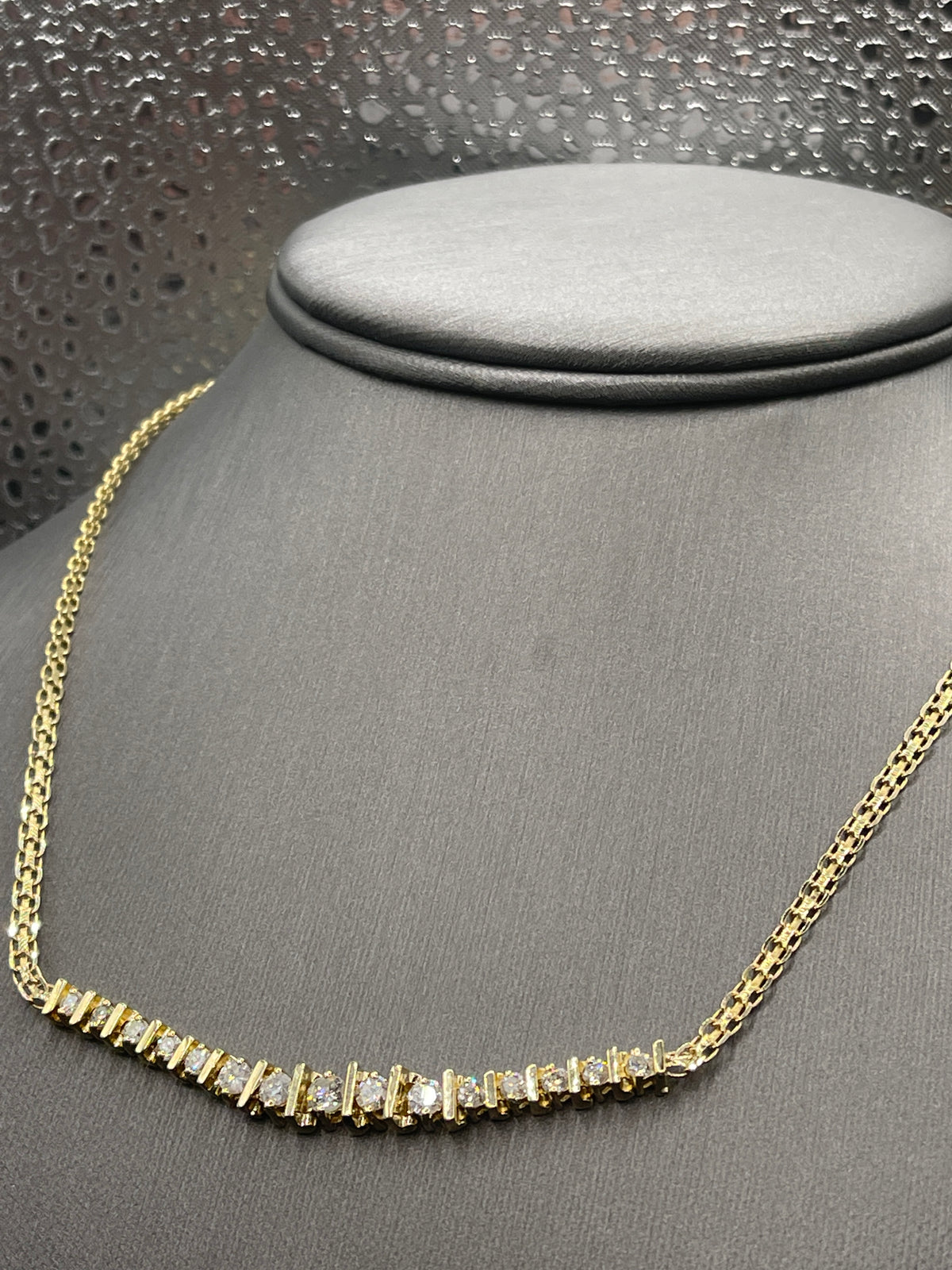 Ladies 14 Karat Yellow Gold Diamond Tennis Necklace