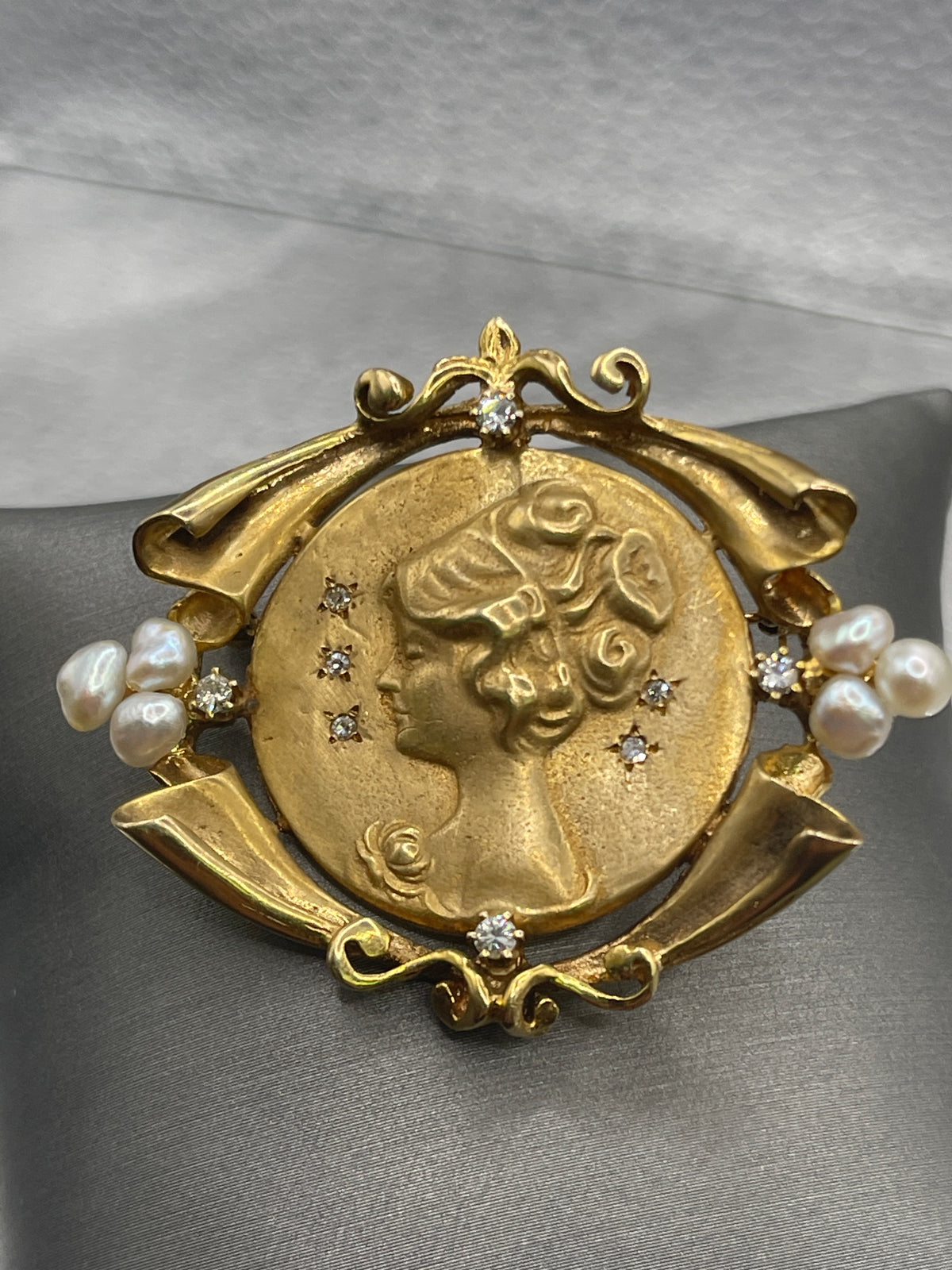 View two of Ladies Antique Victorian 14 Karat Yellow Gold Diamond & Pearl Brooch