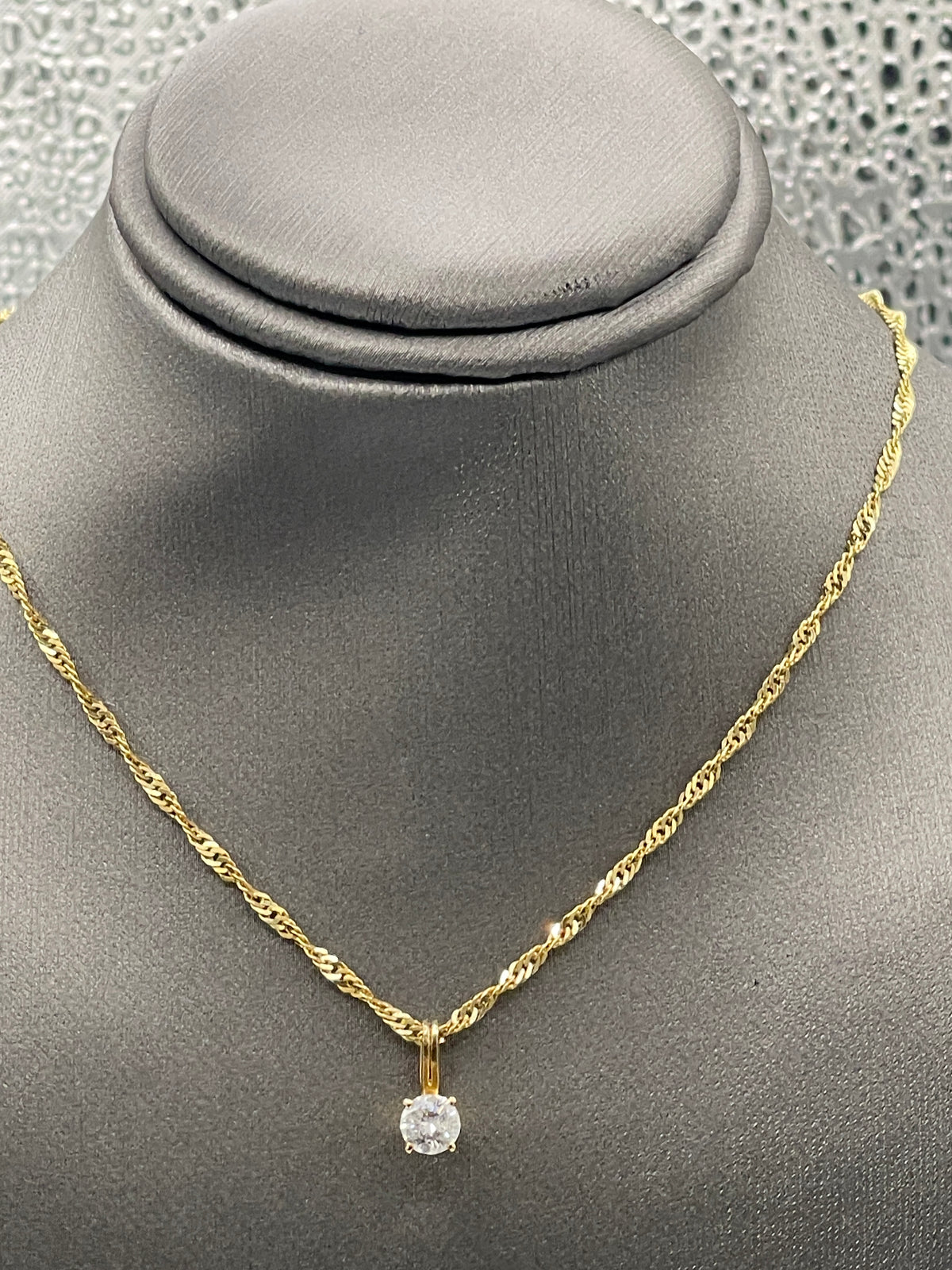 Ladies 14 Karat Yellow Gold 4 Prong Diamond Solitaire Pendant