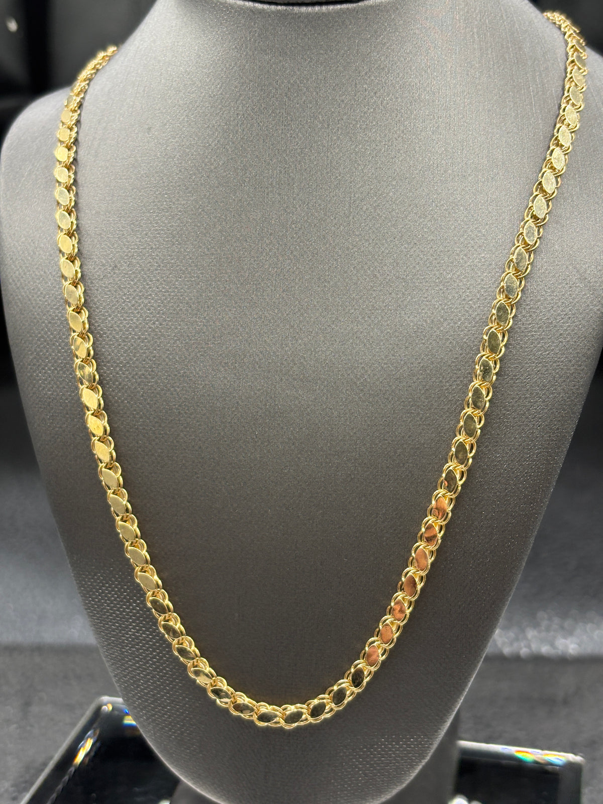 Ladies/Gents 14 Karat Yellow Gold Snail Link Chain