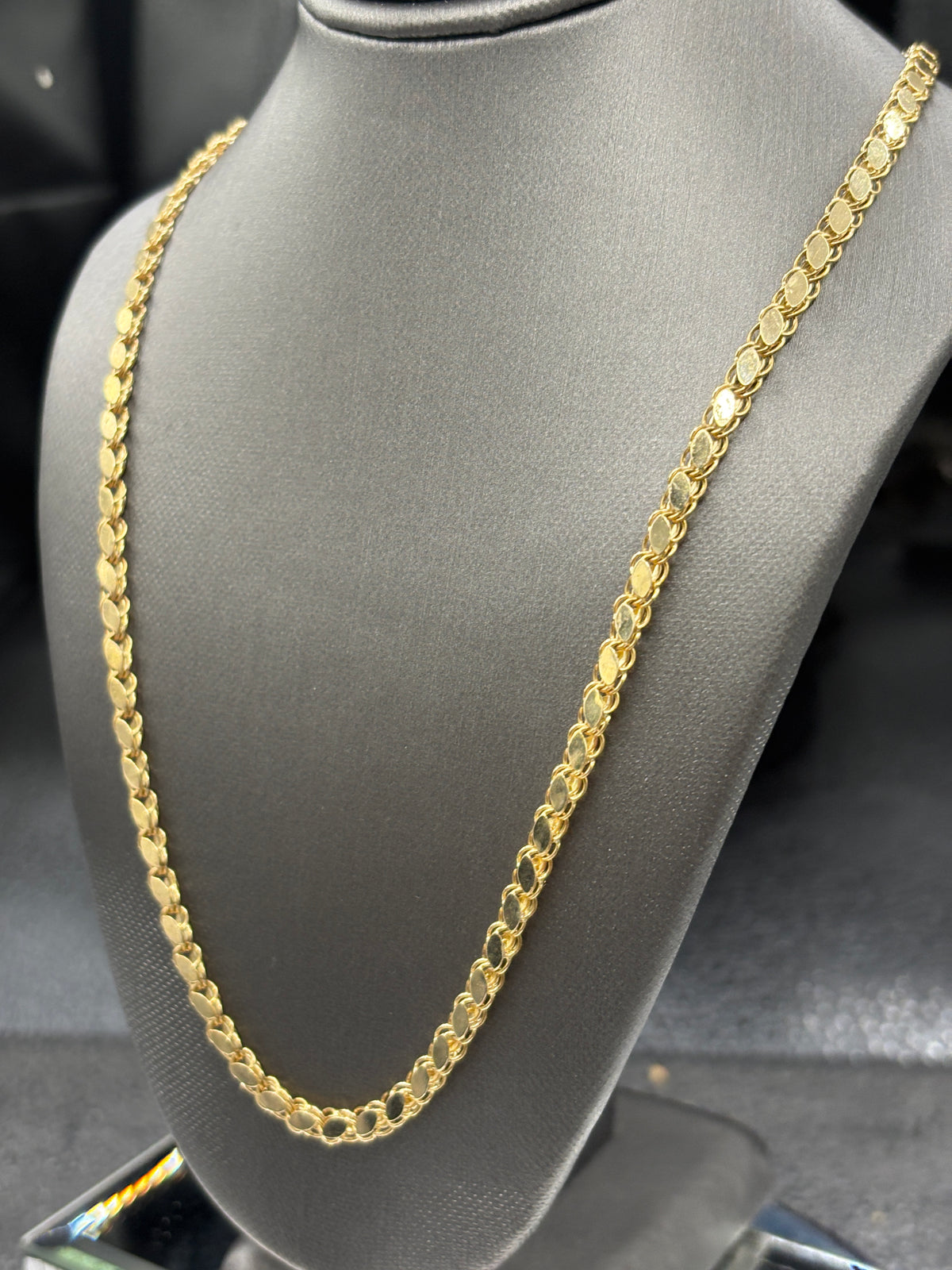 Ladies/Gents 14 Karat Yellow Gold Snail Link Chain