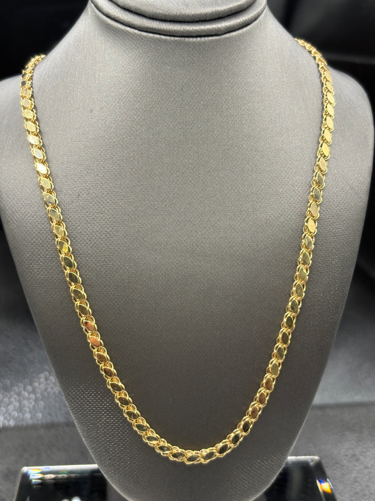 Ladies/Gents 14 Karat Yellow Gold Snail Link Chain