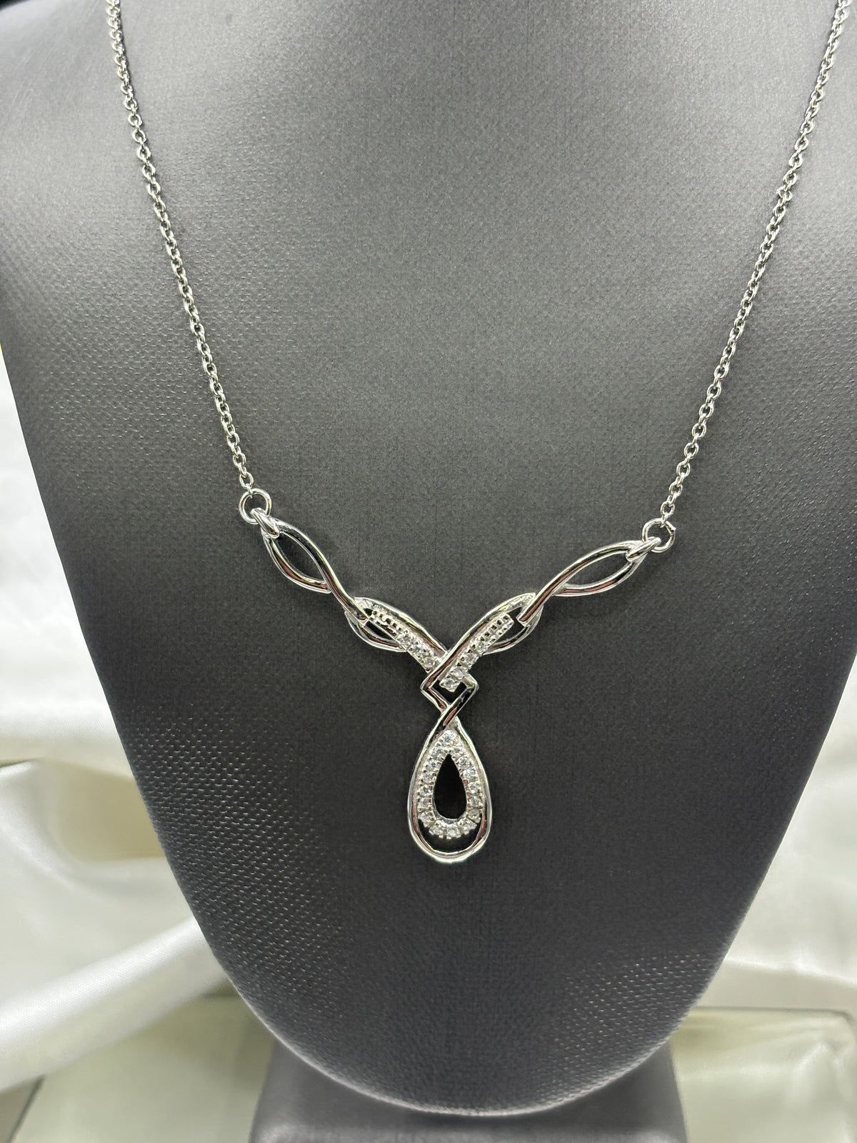 Sterling silver Ladies criss-cross Diamond like necklace