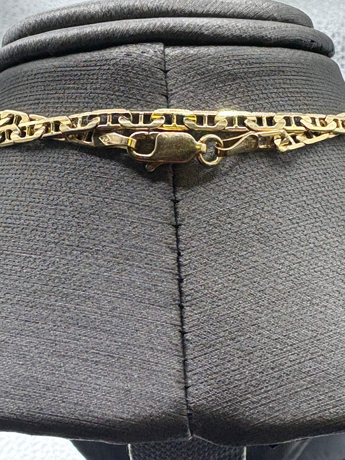 Ladies / Mens Classic 14 Karat Yellow Gold Solid Anchor Link Chain