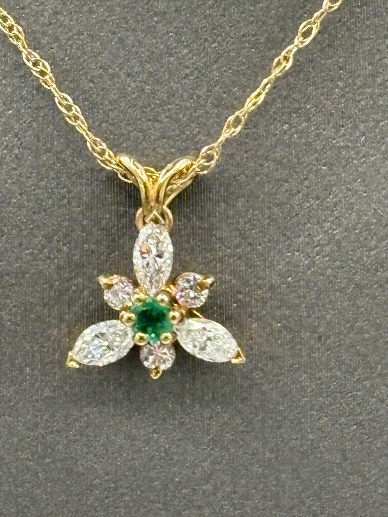 View four of Ladies Beautiful 14 Karat Y/G  Diamond & Emerald Pendant & Chain