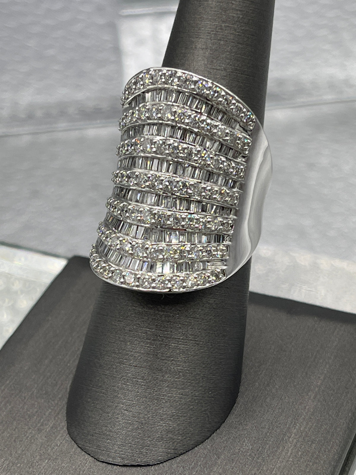 Ladies 14 Karat White Gold Diamond Cocktail Ring