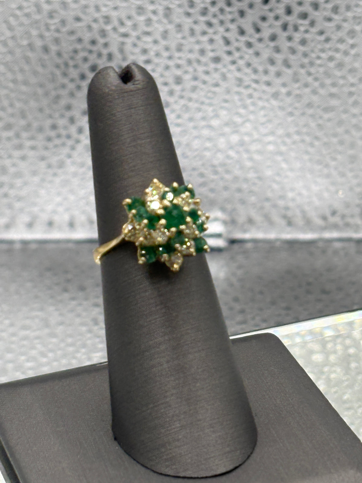 Ladies 18 Karat Yellow Gold Emerald & Diamond Cluster Ring