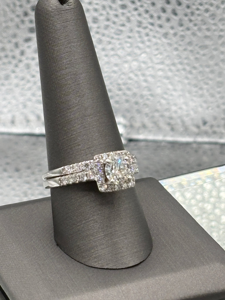View one of Magnificent Ladies 14 Karat Gold Brilliant Diamond Wedding Set