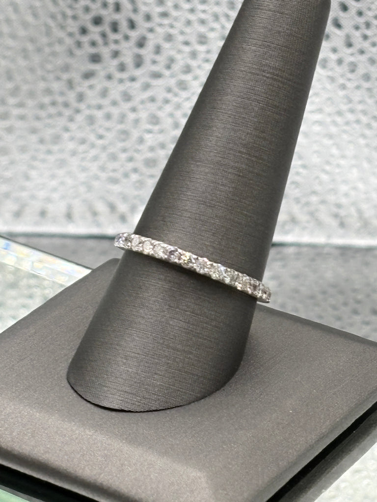 View thirteen of Magnificent Ladies 14 Karat Gold Brilliant Diamond Wedding Set