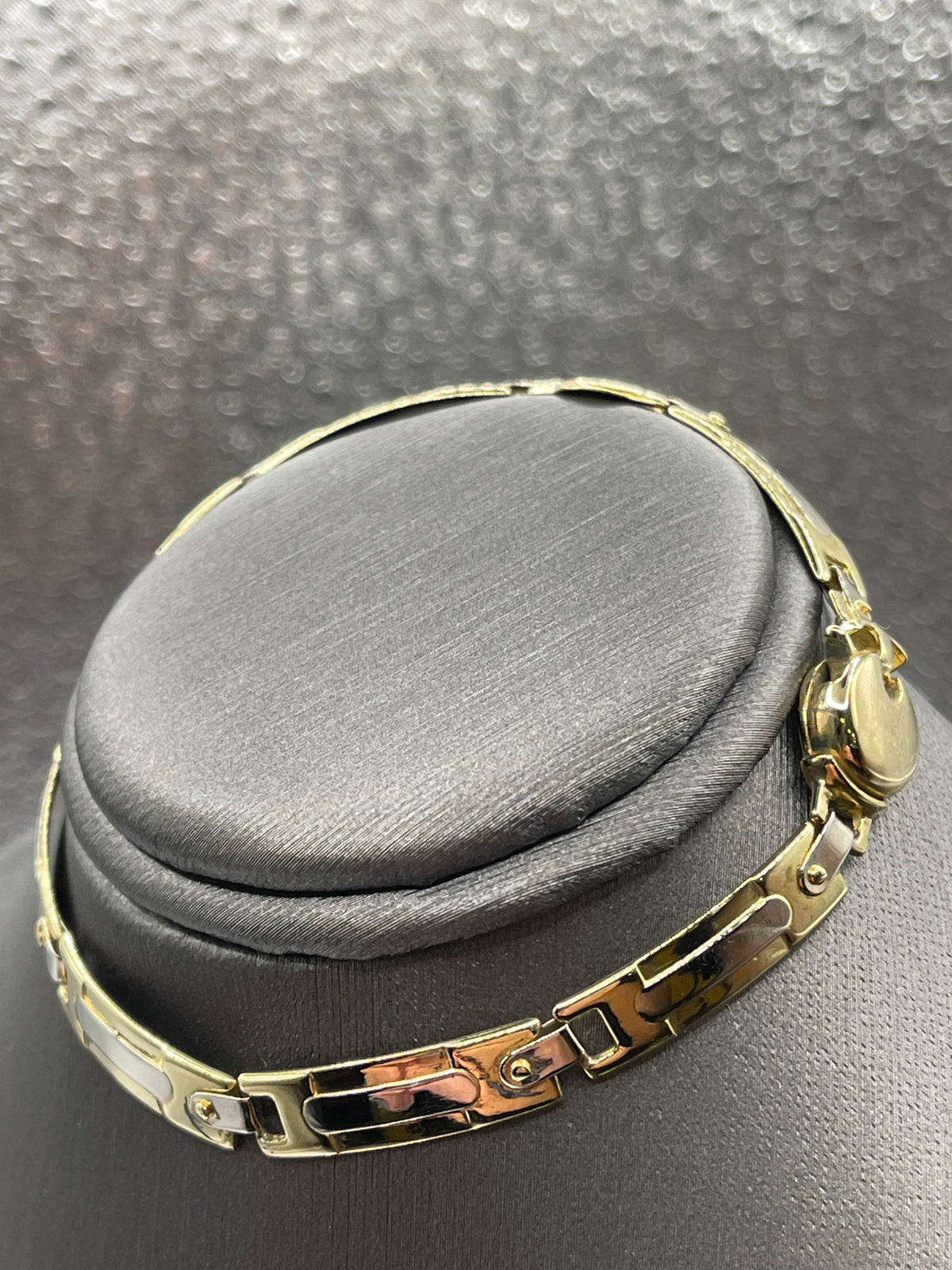 Ladies Fancy 18 Karat Yellow & White Gold Italian Gift Bracelet