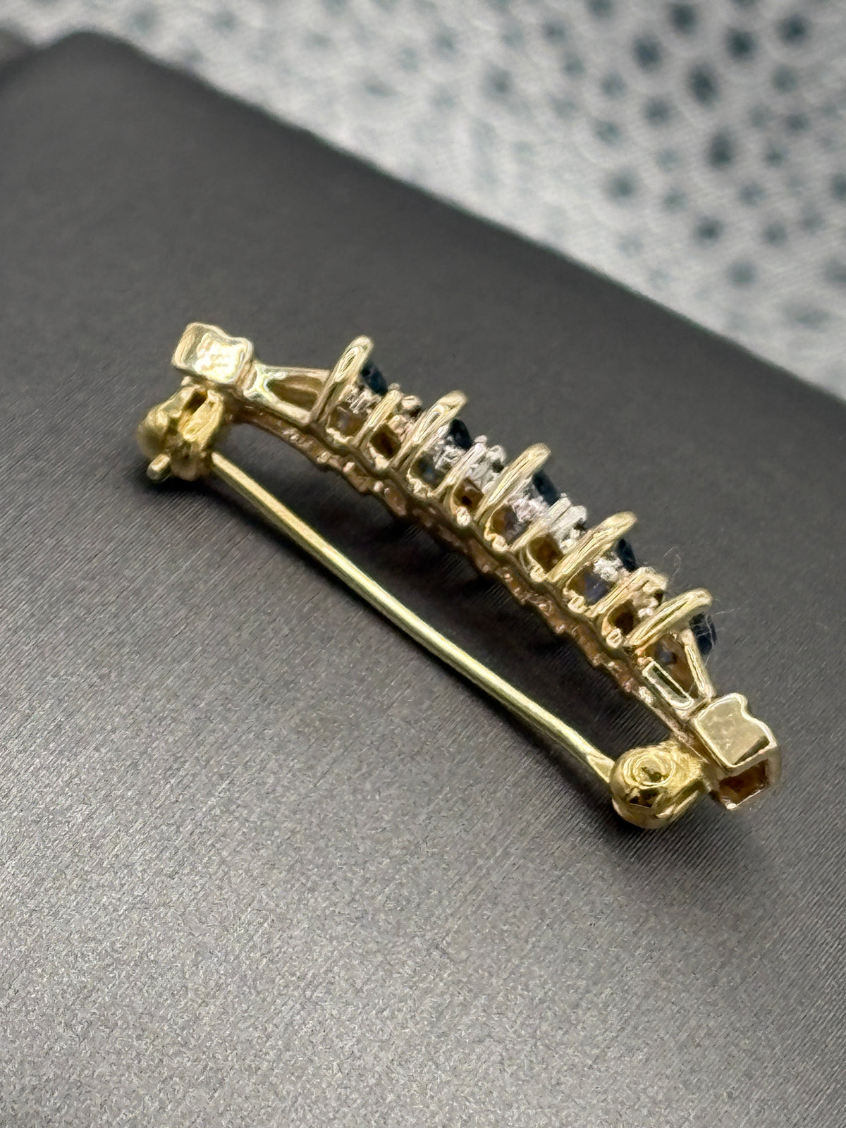 Ladies 14 Karat Yellow Gold Sapphire & Diamond Bar Pin
