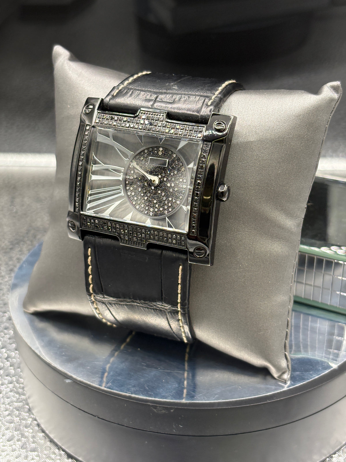 Vintage Le Vian Time floater III