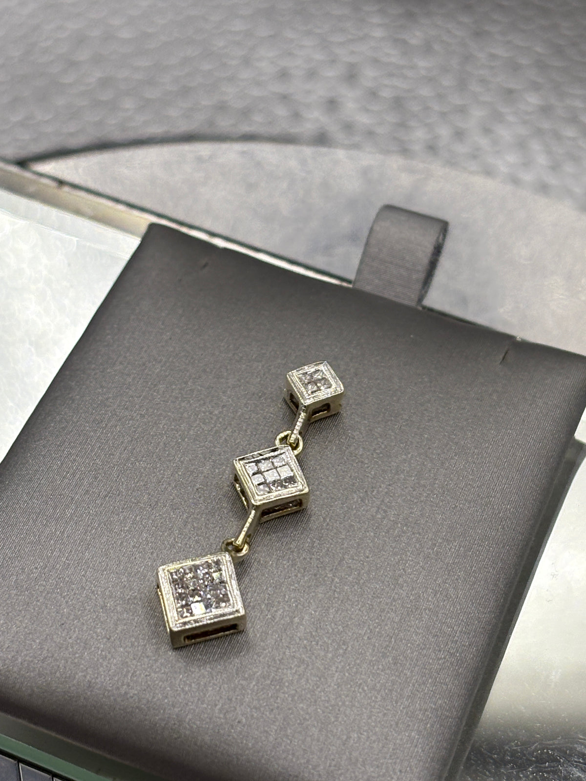Ladies 14 Karat White Gold Dangling Princess Diamond Pendant