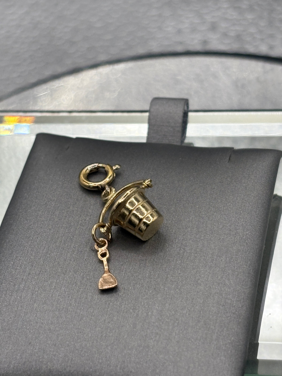 Vintage Ladies 14 Karat Yellow Gold Pale & Shovel Pendant