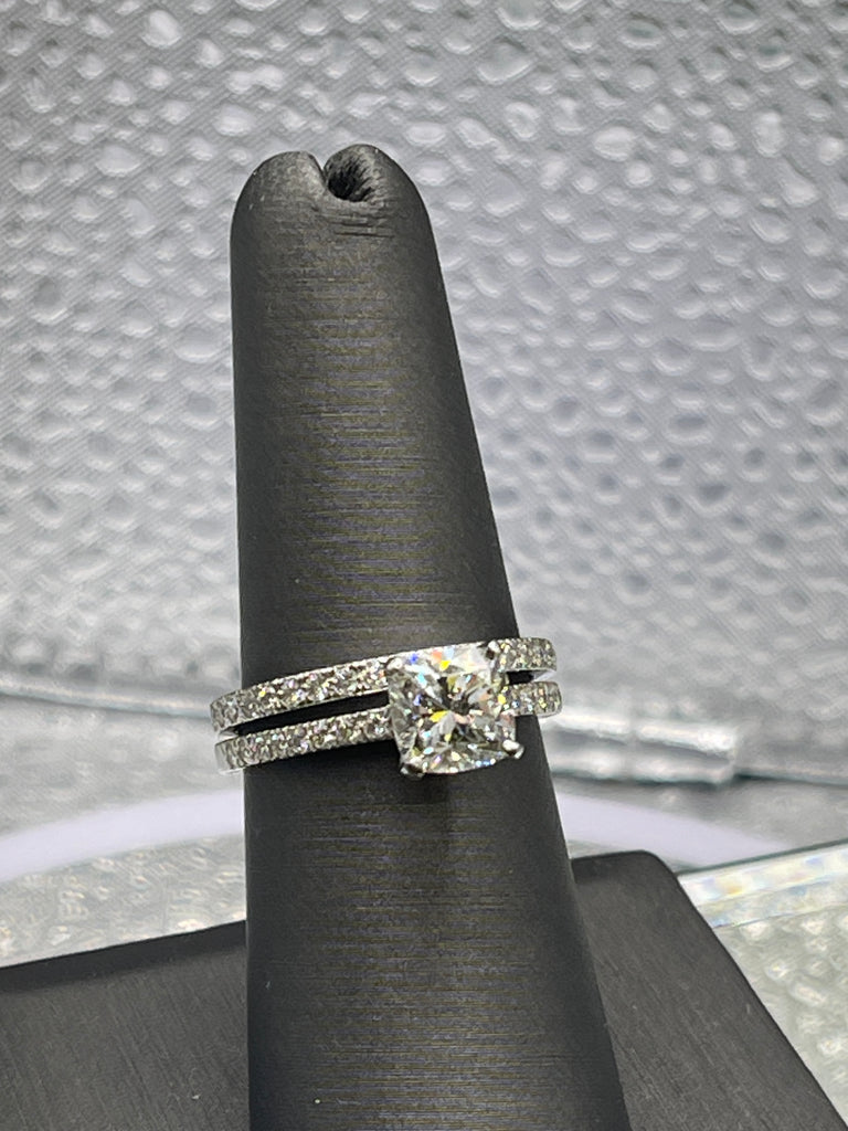 View thirteen of Ladies Tiffany 950 Platinum Cushion-Cut Diamond Engagement Set