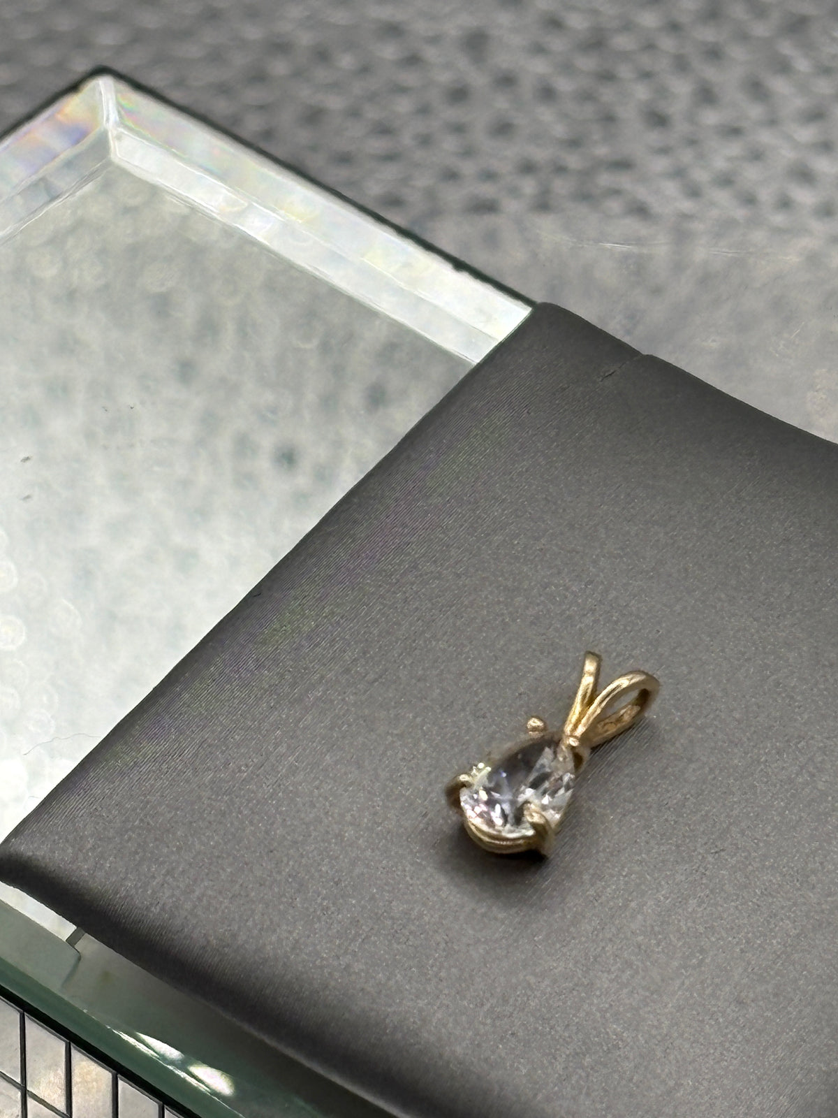 Ladies 14 Karat Yellow Gold Pear Shaped CZ Pendant