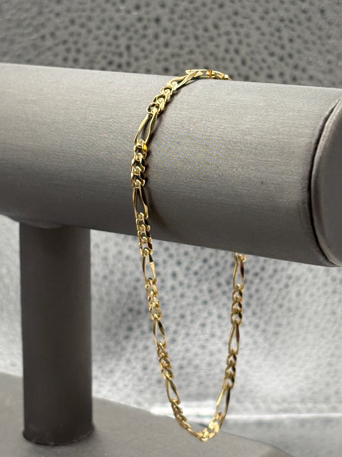 Ladies 14 Karat Yellow Gold Figeroe Link Ankle Bracelet
