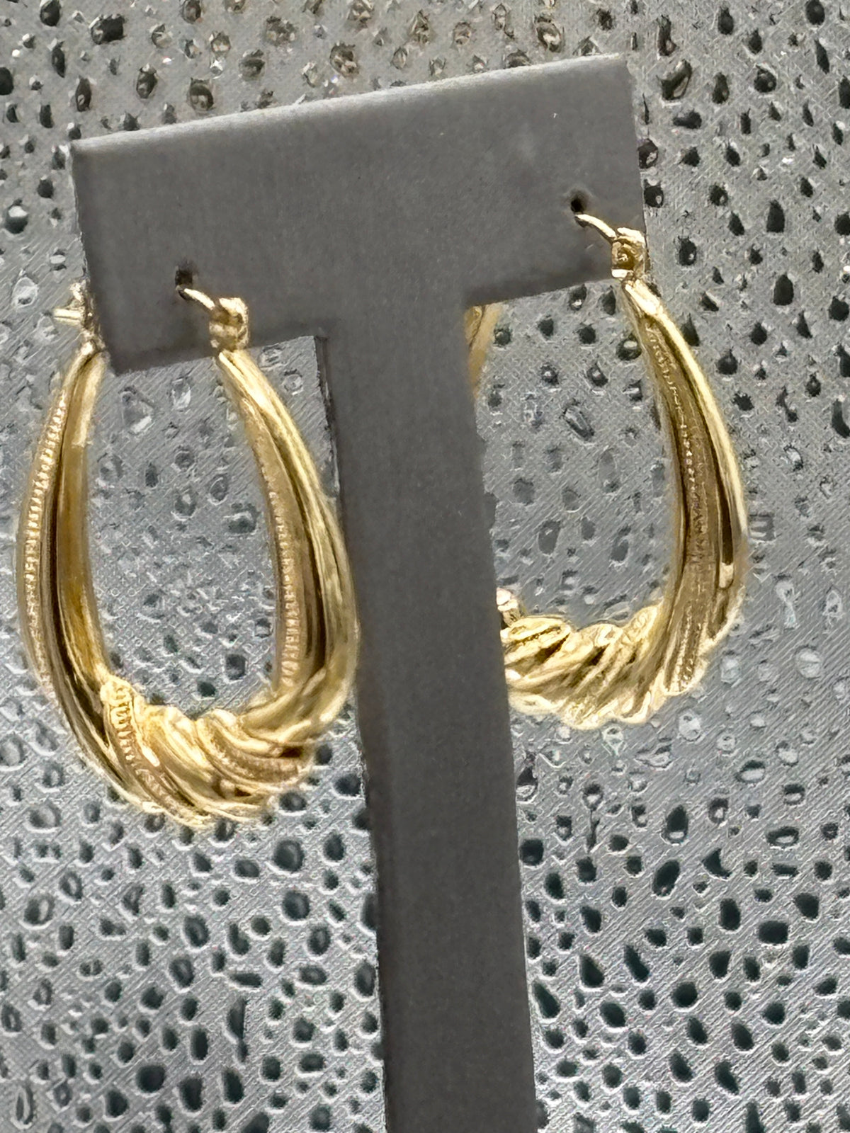 Ladies 14 Karat Yellow Gold Di-Cut Half Shrimp Hoop Earrings