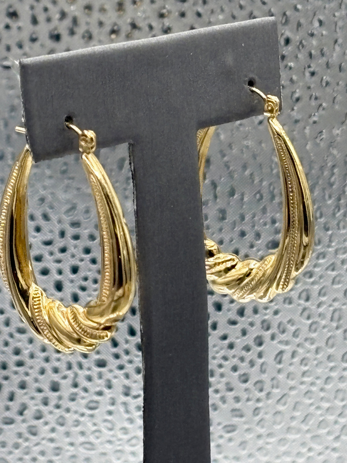 Ladies 14 Karat Yellow Gold Di-Cut Half Shrimp Hoop Earrings