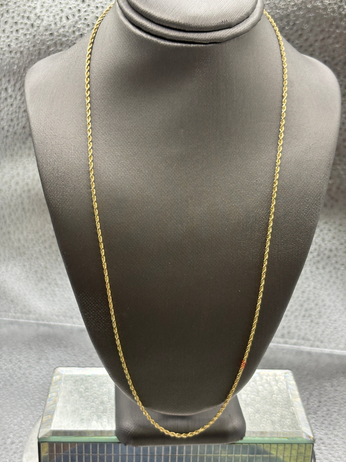 Ladies Italian 14 Karat Yellow Gold Diamond-Cut Rope Chain