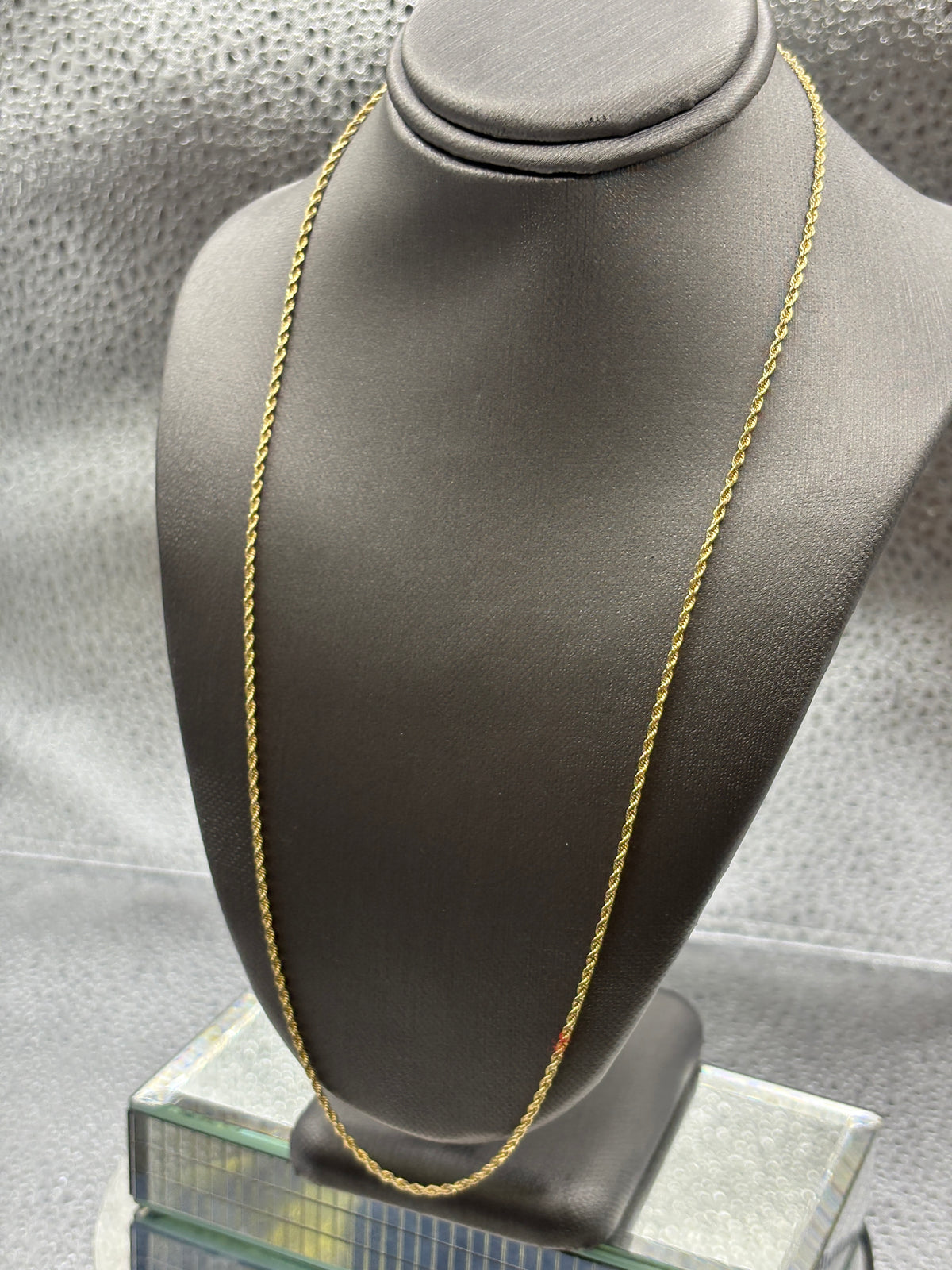 Ladies Italian 14 Karat Yellow Gold Diamond-Cut Rope Chain