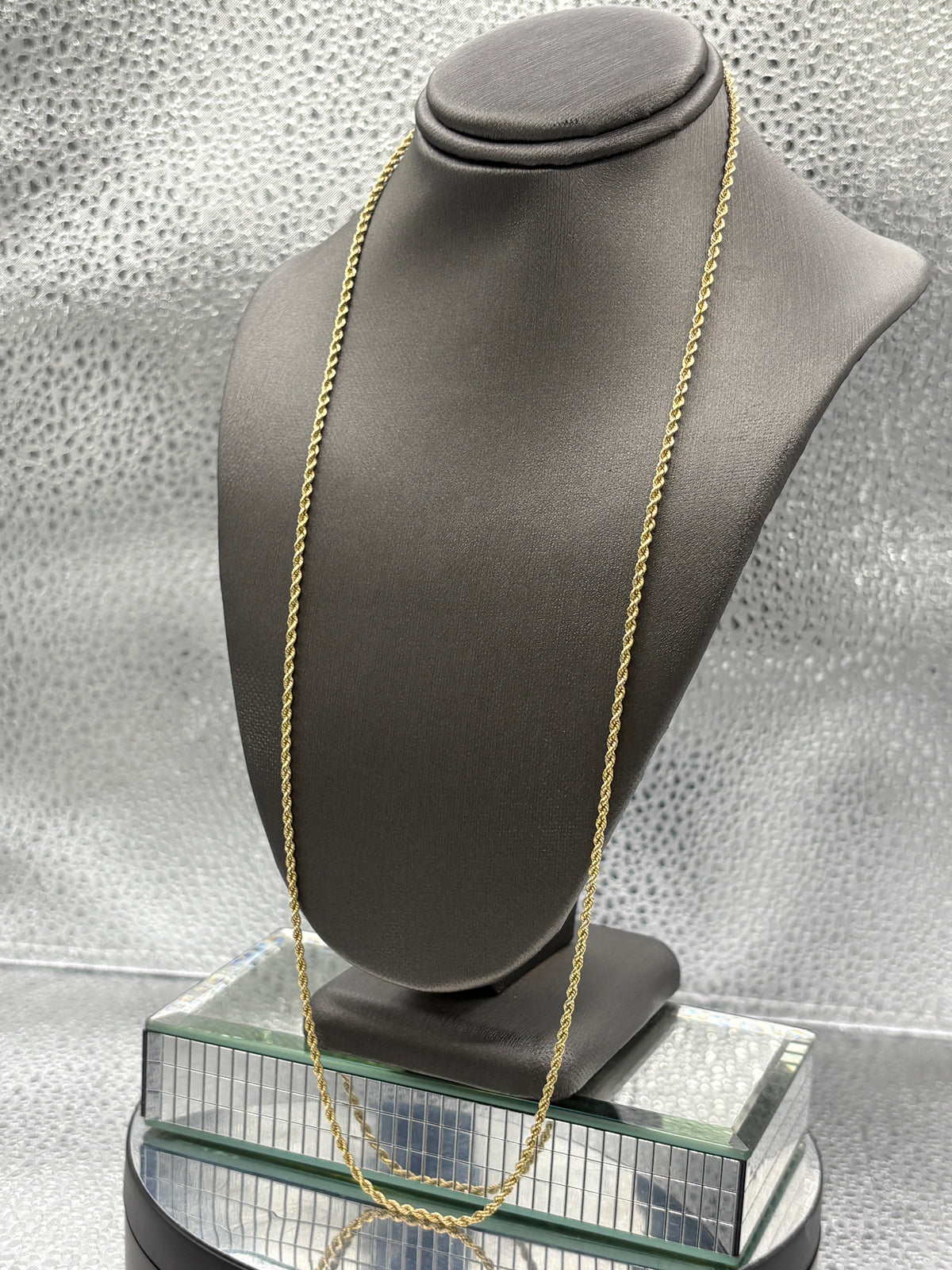 View six of Ladies/ Gents 14 karat Yellow Gold Dia-Cut Solid Rope Chain