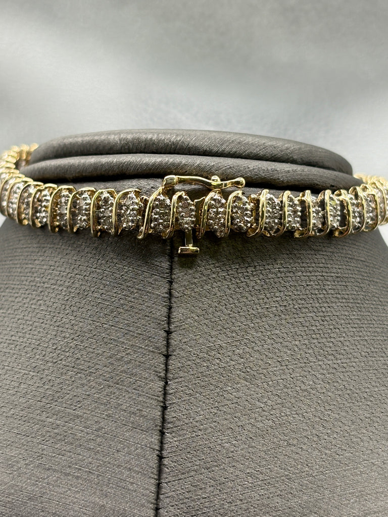 View four of Ladies 10 Karat Yellow Gold Diamond Tennis Bracelet