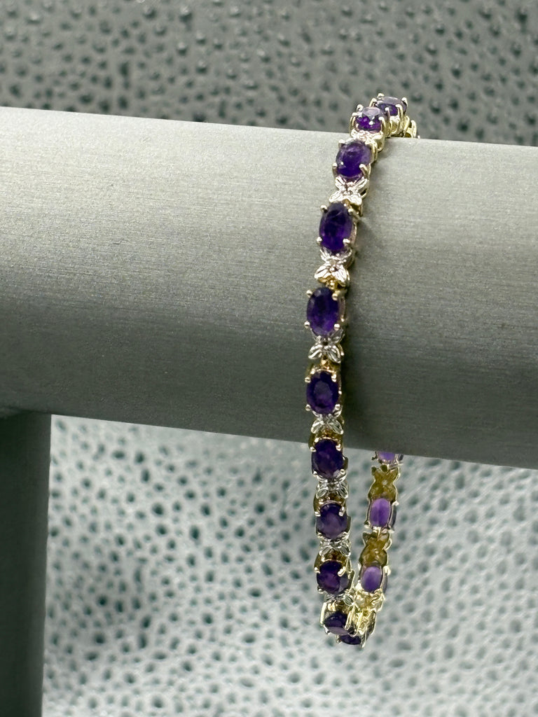 View six of Ladies 10 Karat Yellow Gold Amethyst & Diamond XO Bracelet