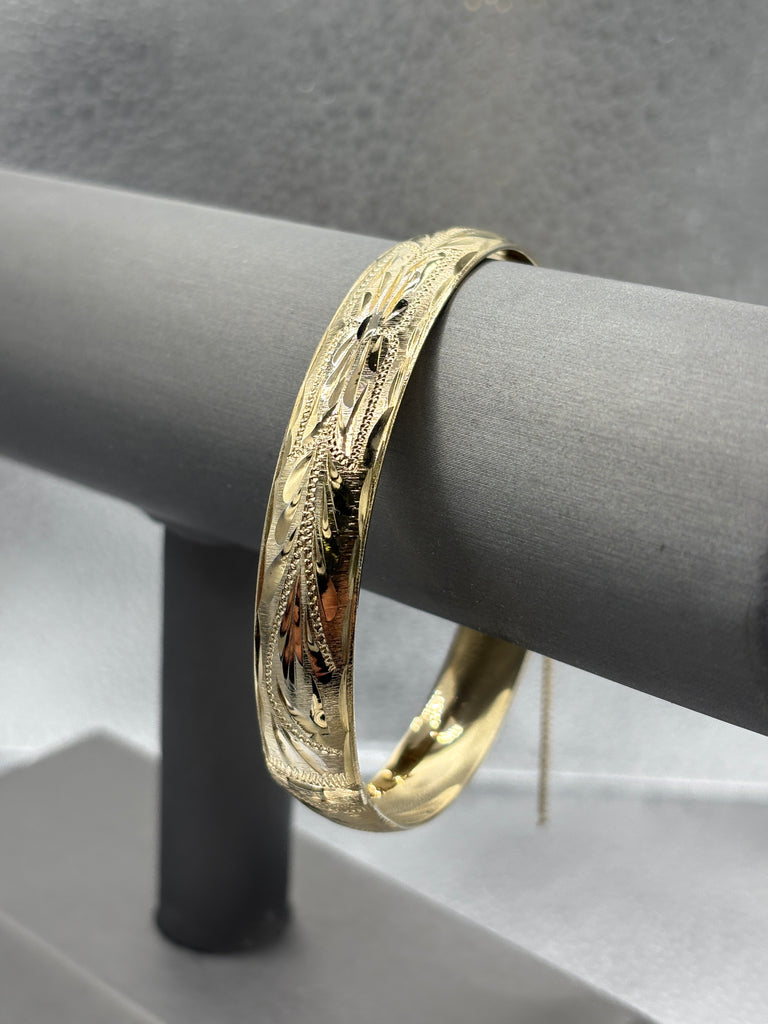 View four of Ladies 14 Karat Yellow Gold Fancy Oversized Bangle Bracelet