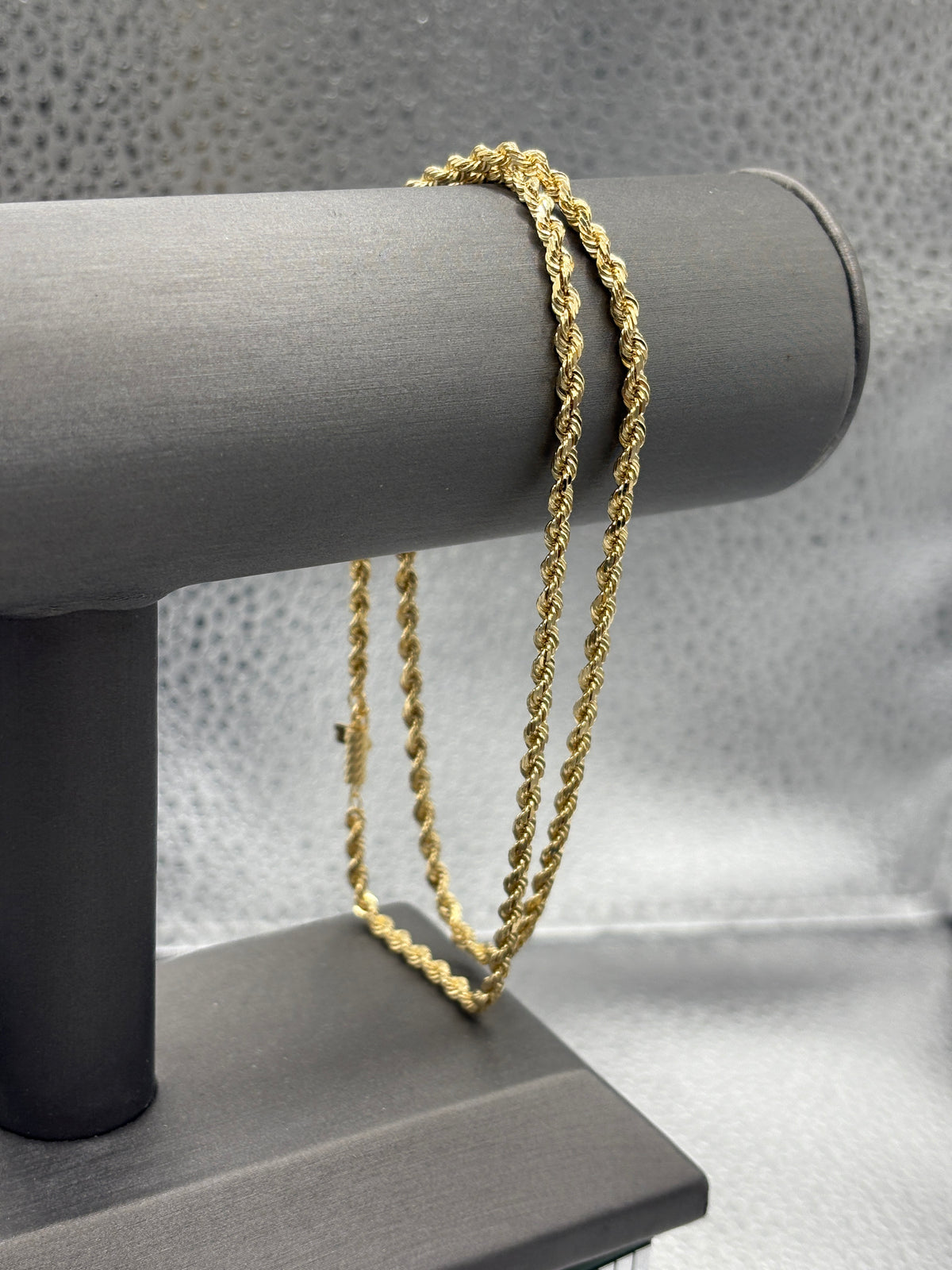 View six of Ladies/Gents 14 Karat Solid Yellow Gold Diamond-Cut Rope Chain