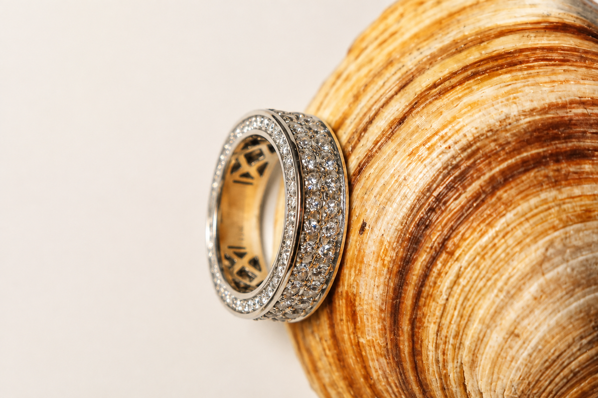 A Gorgeous Ladies 14 Karat White Gold Diamond Band