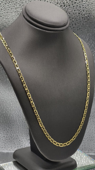 Movie of A Fabulous 14 Karat Yellow Gold Solid Anchor Link Necklace