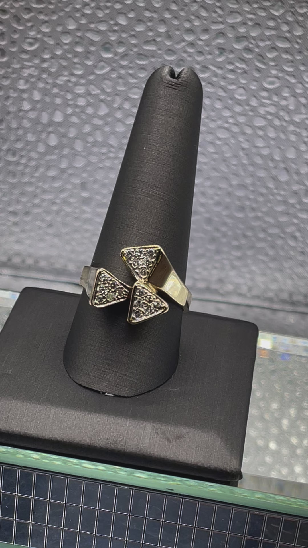 Ladies 14 Karat Solid Yellow Gold Diamond Cocktail Ring