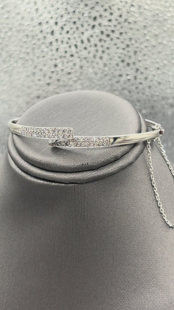 14 Karat White Gold Ladies Diamond Bangle Bracelet
