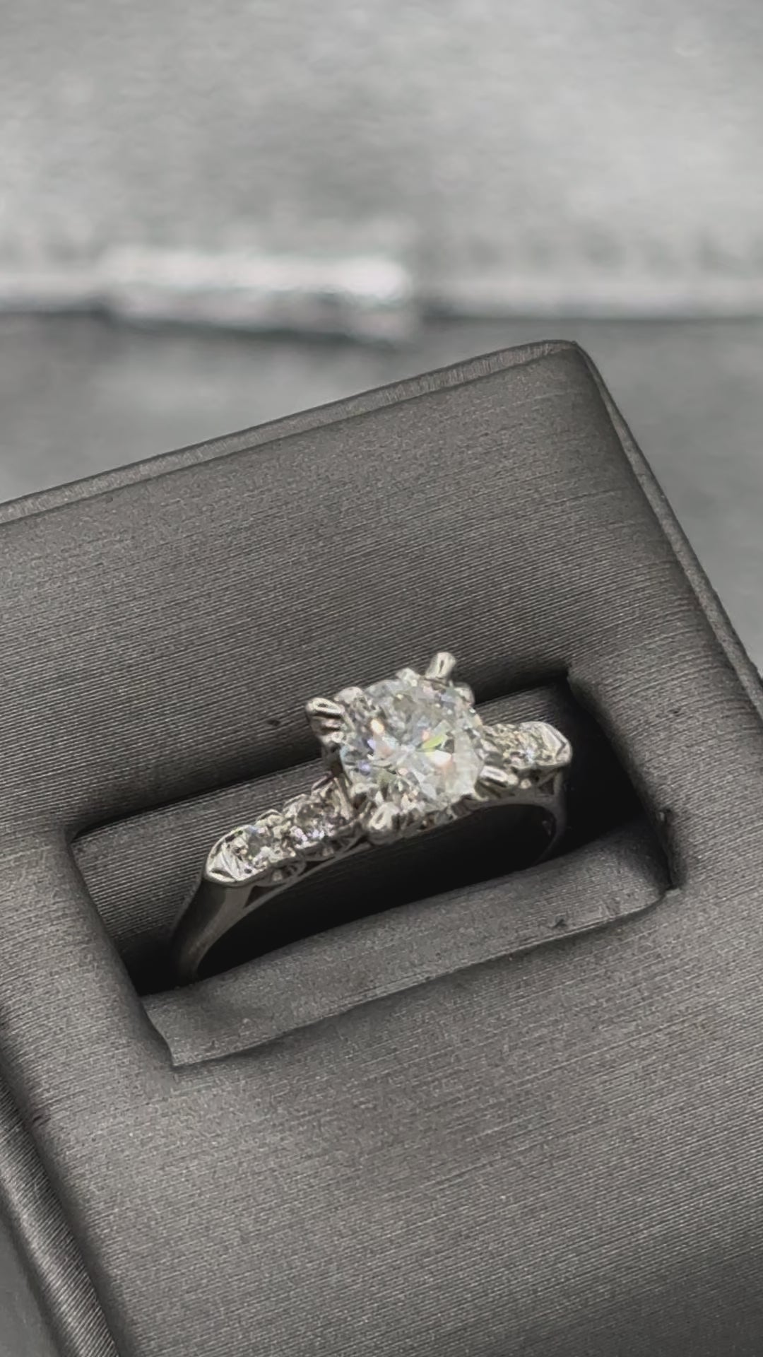 Movie of Ladies Vintage 14 Karat White Gold Diamond Engagement Ring